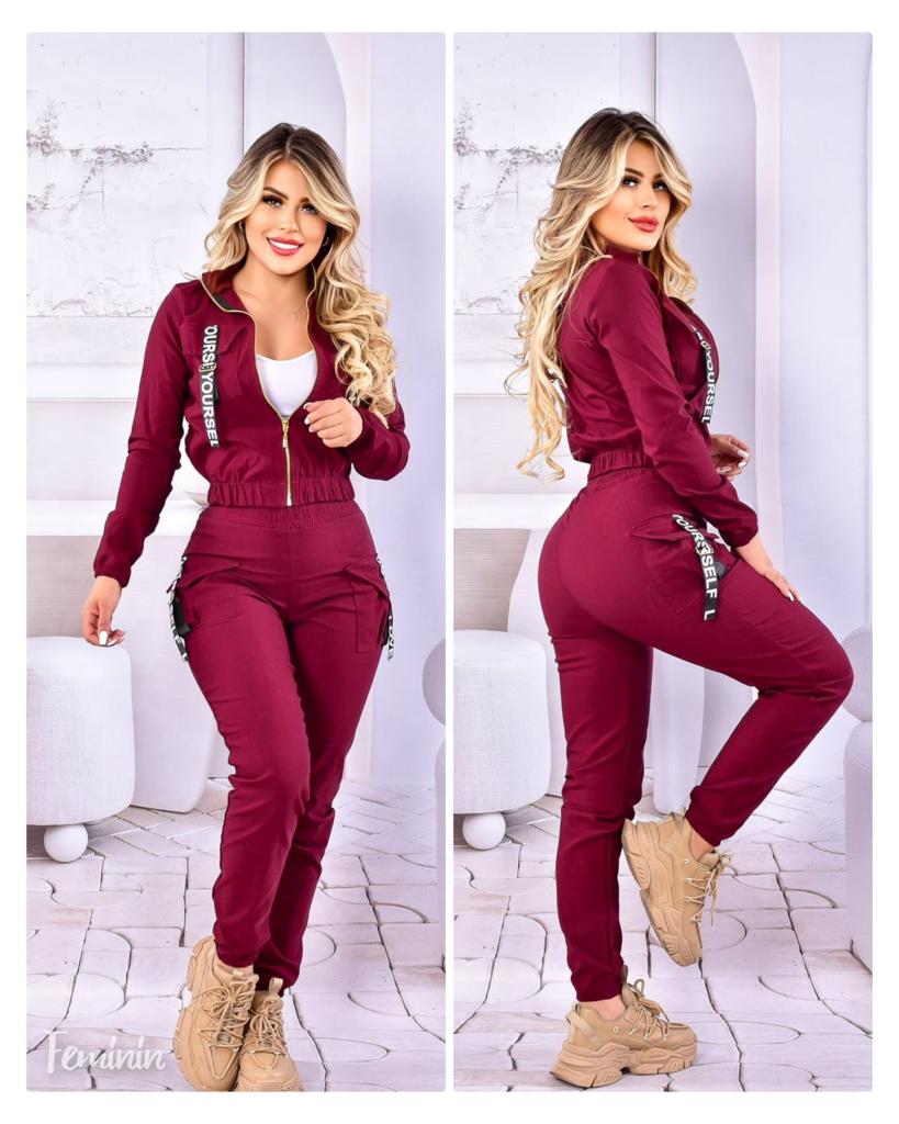 conjunto deportivo formal 3 piezas.